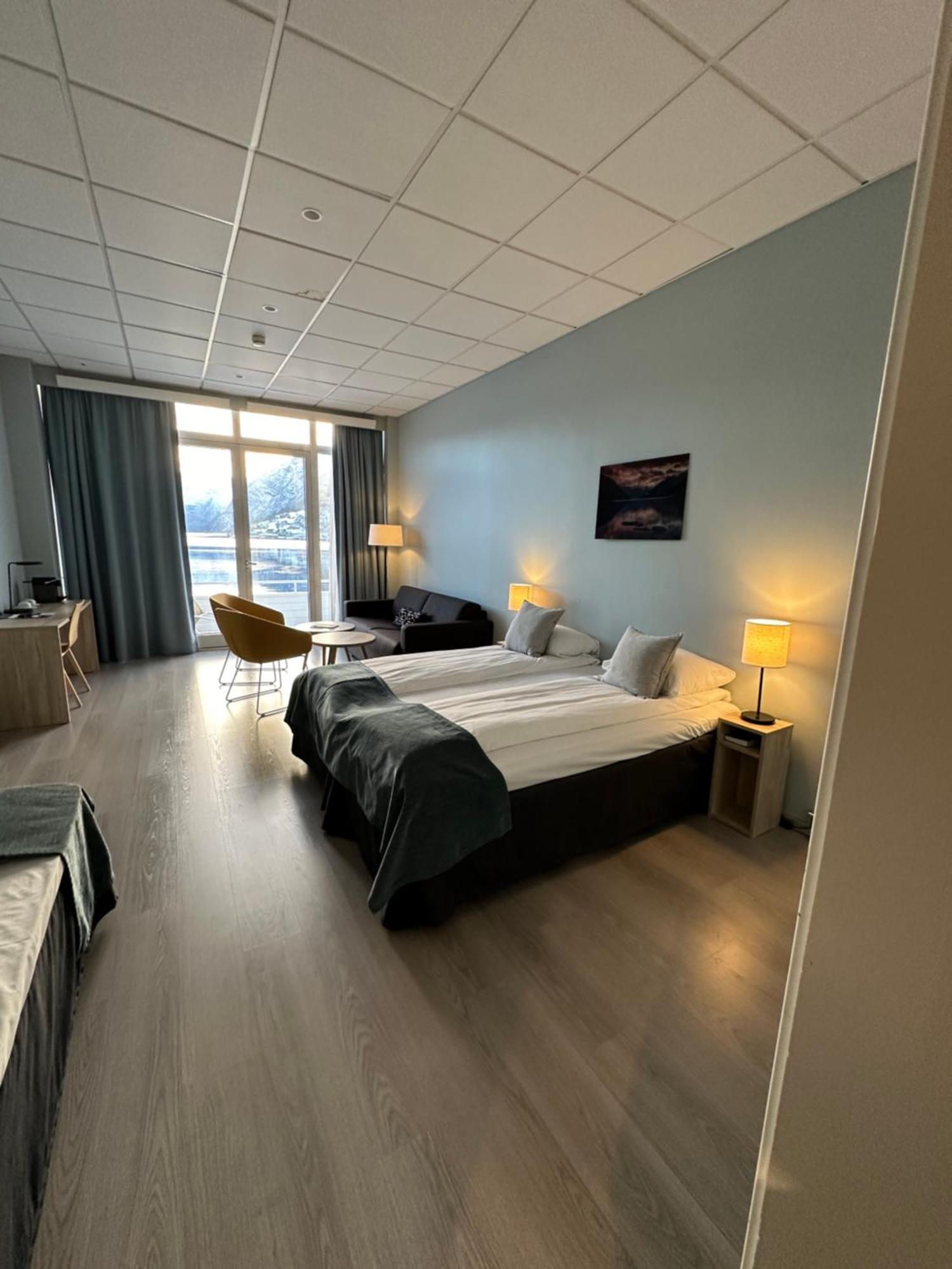 Brakanes Hotel أولفيك المظهر الخارجي الصورة