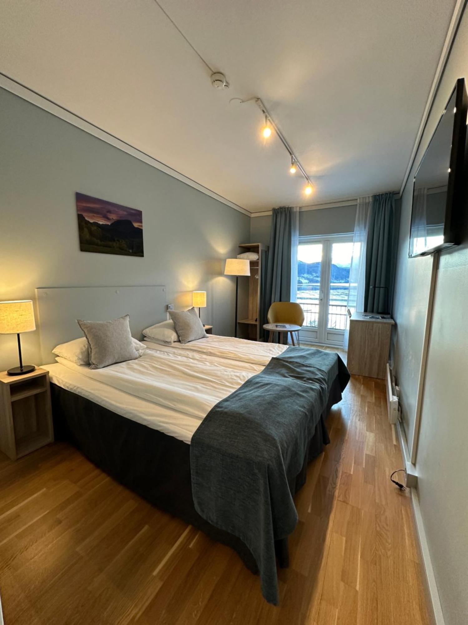 Brakanes Hotel أولفيك المظهر الخارجي الصورة